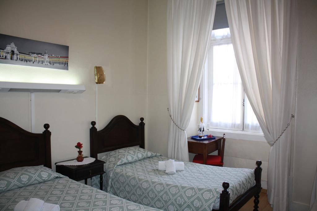 Hotel Pensao Residencial Estrela Do Mondego Lissabon Zimmer foto