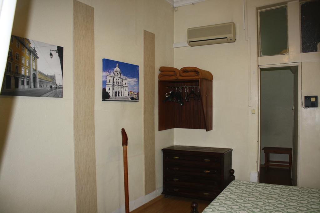 Hotel Pensao Residencial Estrela Do Mondego Lissabon Zimmer foto